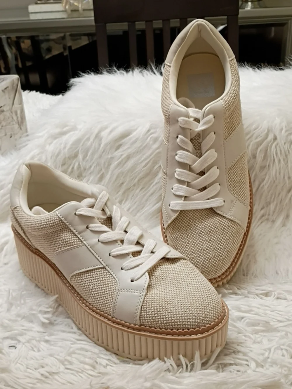 New Dolce Vita Cream Platform Sneakers Size 9.5